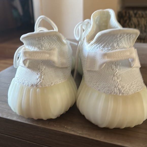 Yeezy adidas white on white size 7.5 men great condition used 2 times. - Picture 5 of 5